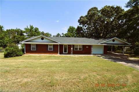 3009 Honeysuckle DR, Sallisaw, OK 74955