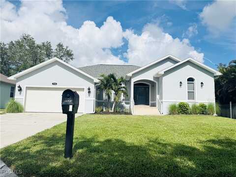7930 Sandel Wood Circle W, Fort Myers, FL 33908