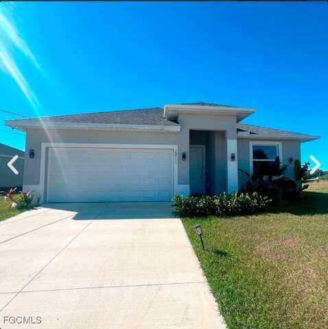 1033 Bowie Circle, Labelle, FL 33935