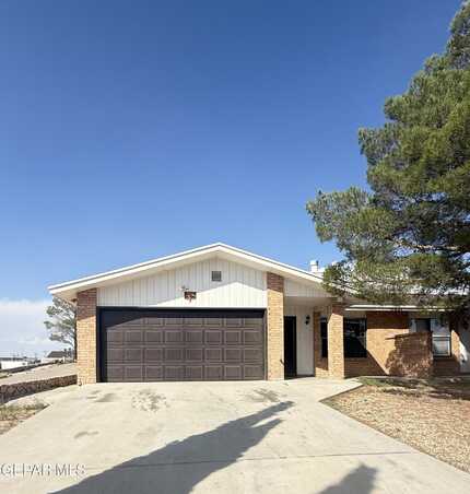 11621 MARSH MCCALL Way unit: A, El Paso, TX 79936