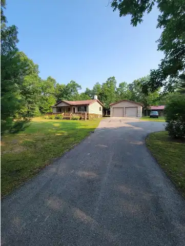 12438 Caberfae Hwy, Manistee, MI 49660