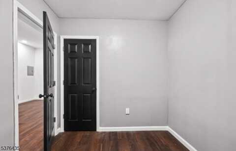 67 Mercer St, Paterson, NJ 07524