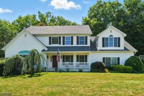 23 Blackberry Pl, Washington, NJ 07853