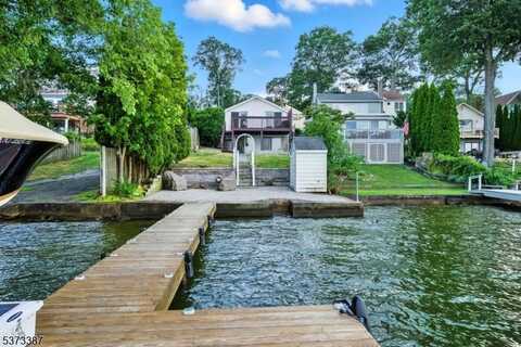 6 Beck Ln, Hopatcong, NJ 07843
