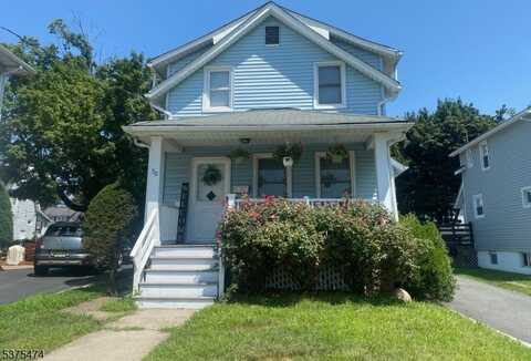 30 Shadyside Ave, Dumont, NJ 07628