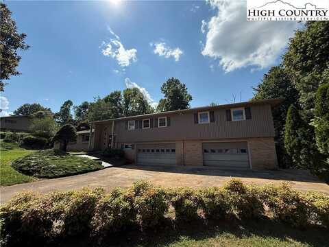 1824 Chrosaro Place, Lenoir, NC 28645