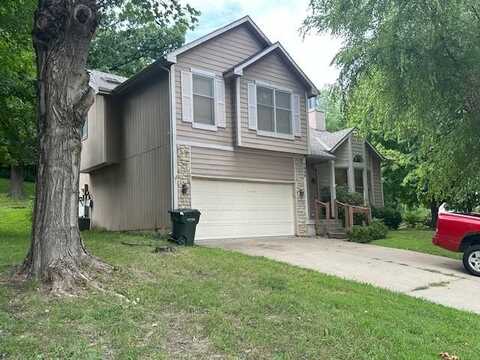 1525 Gatewood Street, Leavenworth, KS 66048