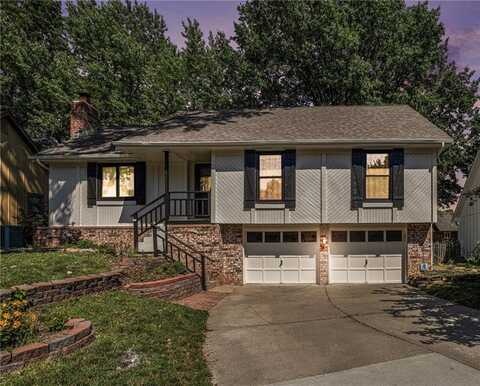507 NE COUNTRY Lane, Lees Summit, MO 64086