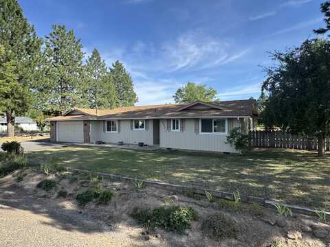 5511 Mason Lane, Klamath Falls, OR 97601