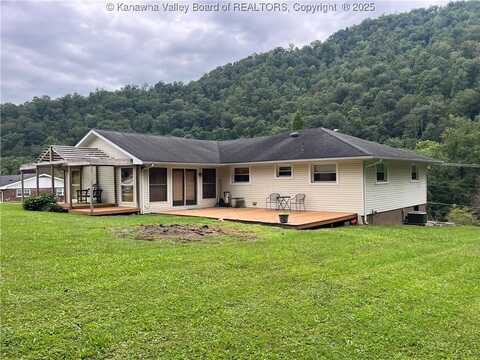 80 Flint Lane, Racine, WV 25165