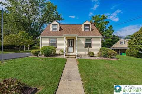 230 College Drive, Allentown, PA 18104
