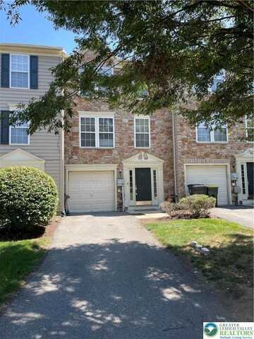 7836 Red Hawk Court, Macungie, PA 18031