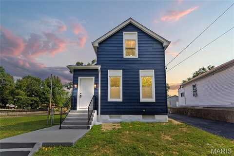 140 E Loretta Avenue, Saint Louis, MO 63125