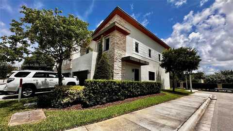 10435 NW 79th Ter, Doral, FL 33178