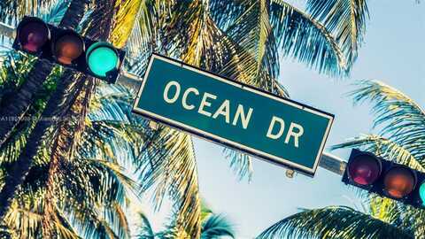 1390 Ocean Dr, Miami Beach, FL 33139
