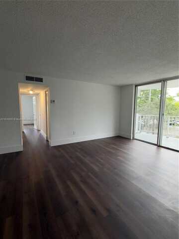 482 NW 165th St Rd, Miami, FL 33169