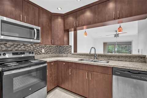 5790 Stirling Rd, Hollywood, FL 33021