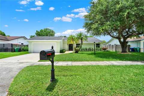 10514 SW 127th Ct, Miami, FL 33186