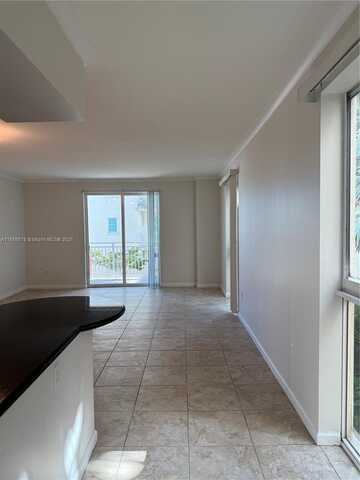 7270 SW 89th St, Miami, FL 33156