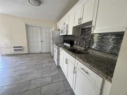 2760 SW 2nd St, Fort Lauderdale, FL 33312