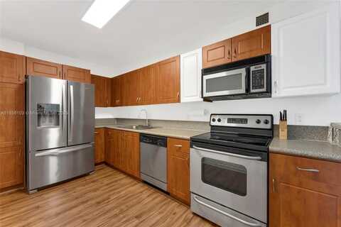401 69th St, Miami Beach, FL 33141