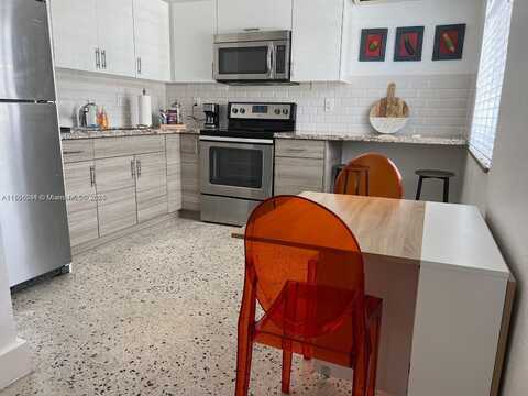 1736 SW 3rd St, Miami, FL 33135