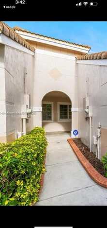 11624 SW 19th St, Miramar, FL 33025
