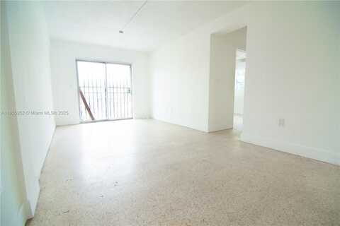 2000 NW 29th St, Miami, FL 33142