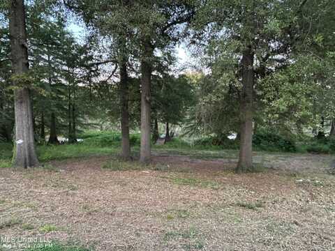 No Lakeshore Street, Itta Bena, MS 38941
