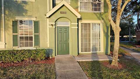 9018 LAKE CHASE ISLAND WAY, TAMPA, FL 33626