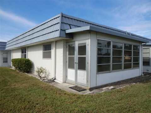 1901 ANDOVER WAY, SUN CITY CENTER, FL 33573