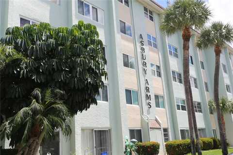 801 83RD AVENUE N, Saint Petersburg, FL 33702