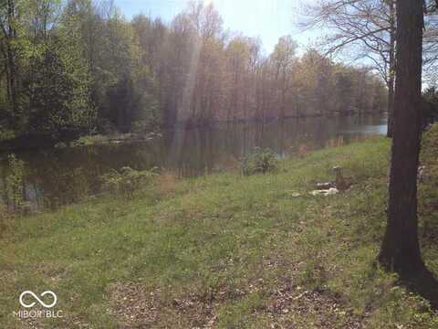1279 Bending Willow Lane, North Vernon, IN 47265