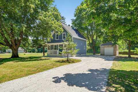 498 Tremont St, Taunton, MA 02780