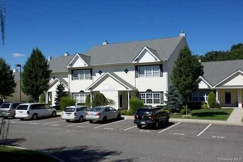 507 Center Court, Medford, NY 11763