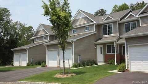 80 Stevens Place, Coram, NY 11727