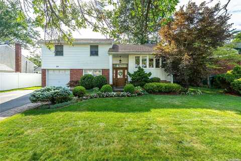 29 Roberta Lane, Syosset, NY 11791