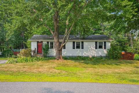 4 Whitney Street, Lisbon, ME 04250
