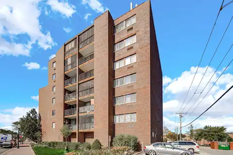 11 W Green Street, Bensenville, IL 60106