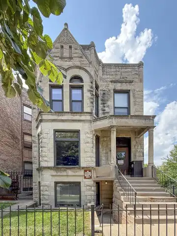 6224 S Greenwood Avenue, Chicago, IL 60637