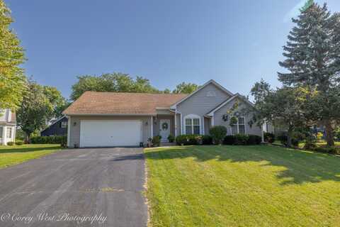 300 Hankes Road, Sugar Grove, IL 60554
