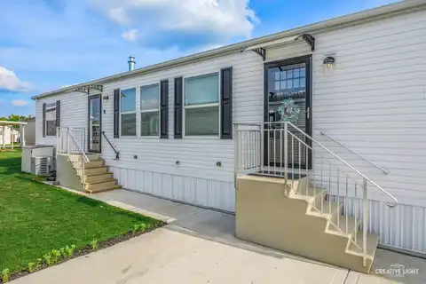 111 Daves Court, Bartlett, IL 60103