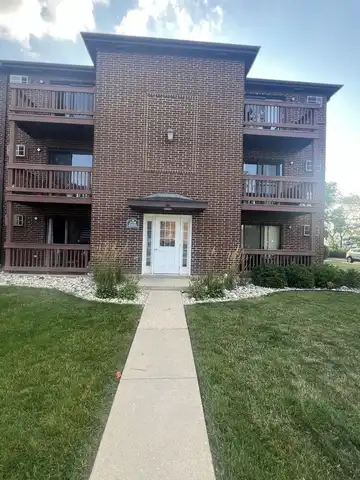 1140 Cedar Street, Glendale Heights, IL 60139