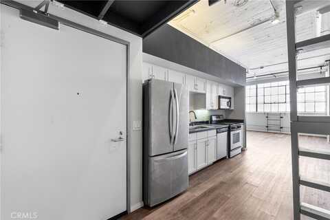 420 S San Pedro Street, Los Angeles, CA 90013
