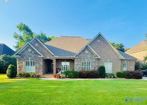 2702 Applewood Circle, Decatur, AL 35603