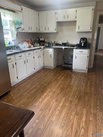 22372 Sandlin Road, Elkmont, AL 35620