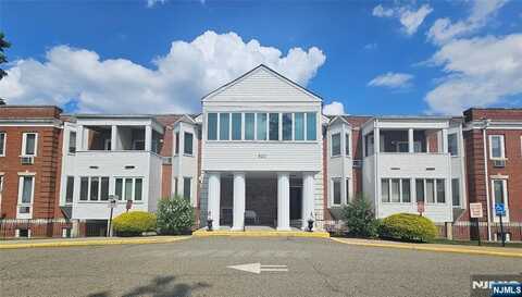 520 Newark Pompton Turnpike 300, Pequannock, NJ 07444