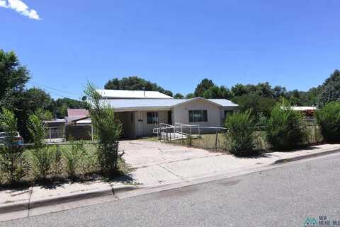 111 Dolores Street, Las Vegas, NM 87701