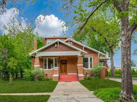 6 Chase Court, Fort Worth, TX 76110