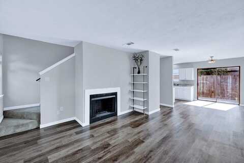 610 Ridgeline Drive, Hurst, TX 76053